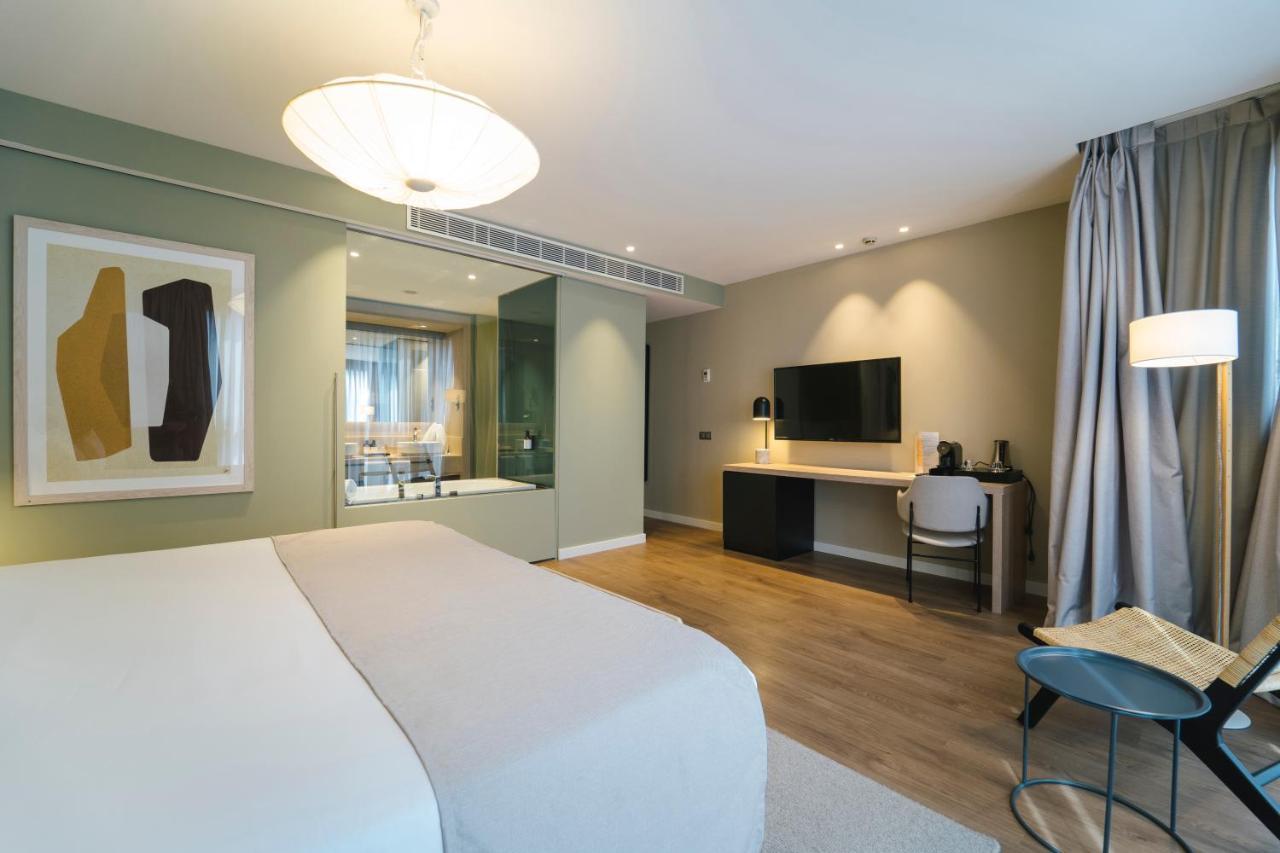 Premium Single Room,1237538344:JPEG